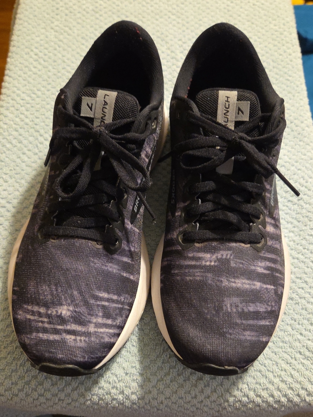 Brooks Launch Women’s Black/Gray Athletic Running Shoes